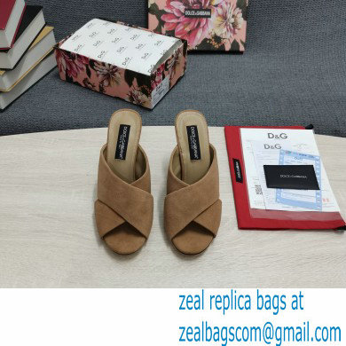 Dolce  &  Gabbana Heel 11cm Mules Suede Camel with Geometric Heel 2022